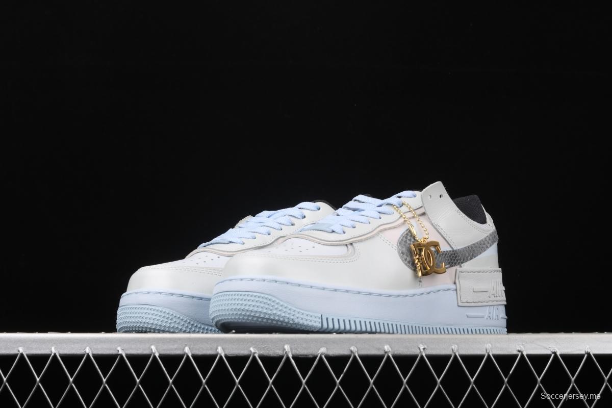 NIKE Air Force 1 ShAdidasow light weight heightened low-top 100-board shoes CV3027-001