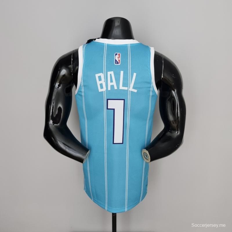 كرة الذكرى 75 للذكرى السنوية رقم 1 لشارلوت هورنتس بلو إن بي إيه جيرسي الدوري الأمريكي للمحترفين
