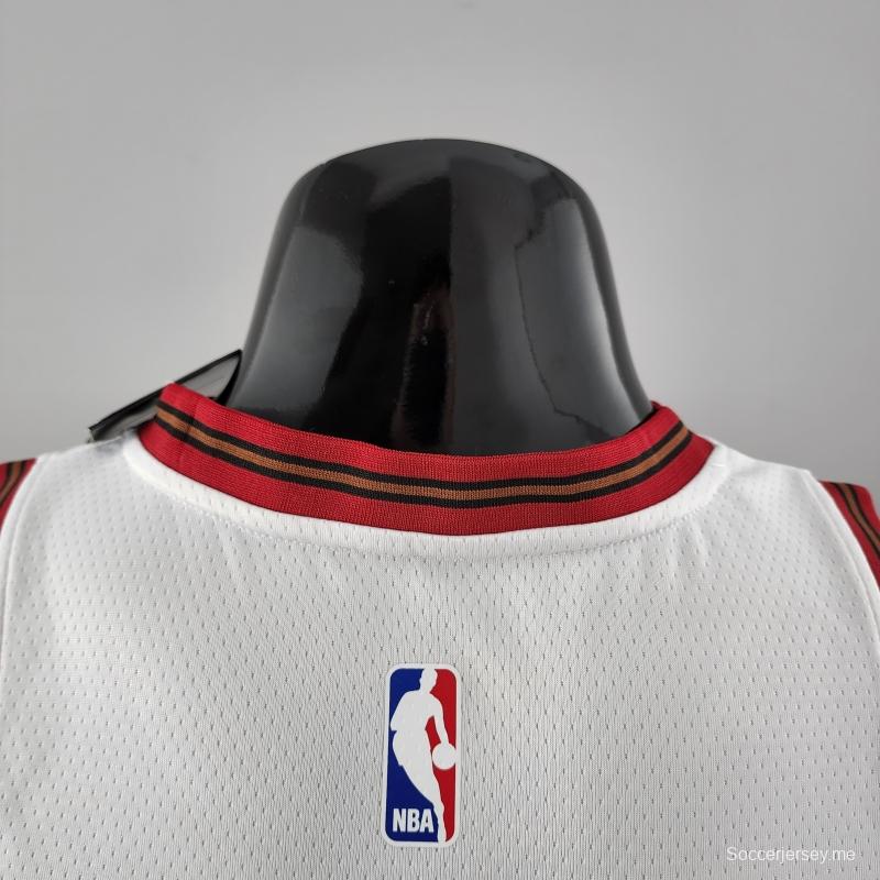 قميص ريترو فيلادلفيا 76ers Iverson # 3 بيغ ميتيور أبيض من قميص الدوري الأمريكي للمحترفين
