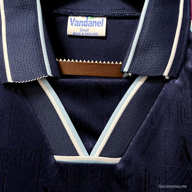 قميص فريق وست هام آيرون مايدن لكرة القدم الأساسي ريترو 1999
