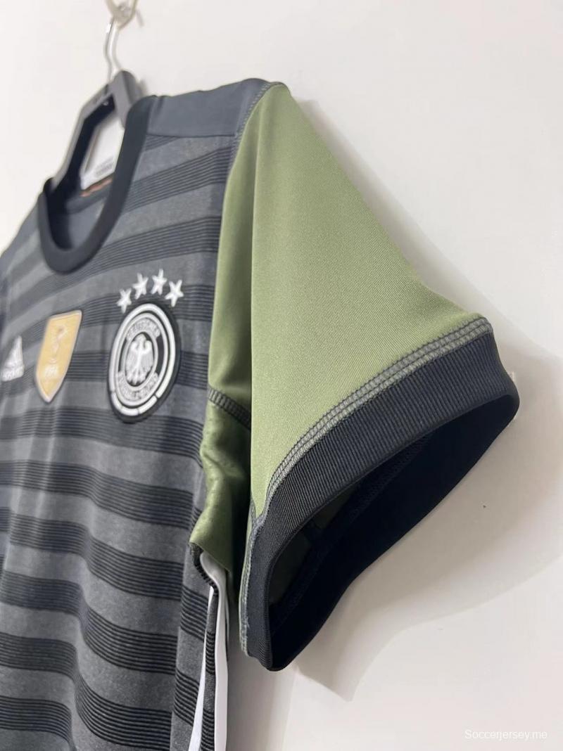 قميص كرة القدم الألماني 2016 ريترو 2016 خارج الديار
