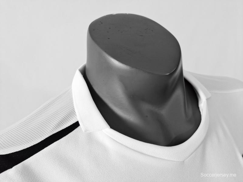 قميص كرة القدم COLO 2006 COLO COLO 2006 القديم
