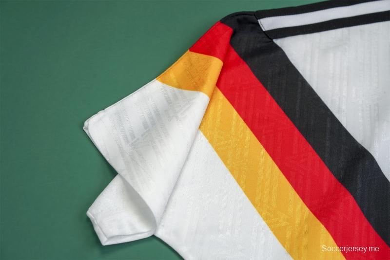 قميص منتخب ألمانيا لكرة القدم الأساسي لكرة القدم الرجعية 1990
