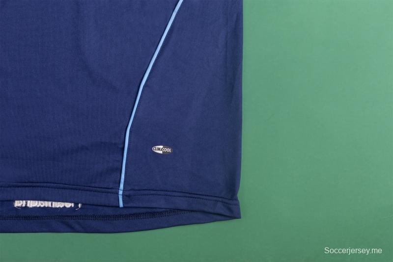 قميص كرة القدم RETRO 05/06 ريال مدريد خارج ملعبه
