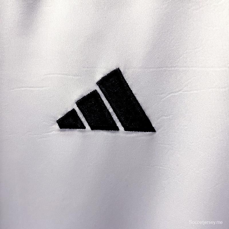 2022 اليابان 2022 قميص كرة قدم أبيض خارجي أبيض
