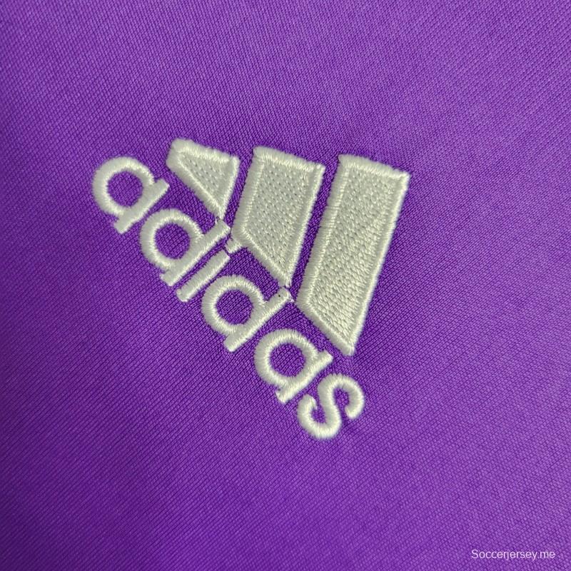 قميص ريترو ريال مدريد 17/18 ذهاباً وإياباً بنفسجي عتيق

