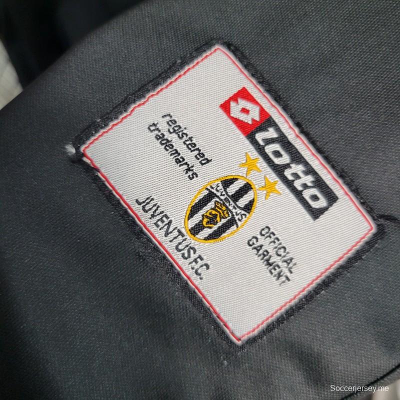 قميص كرة قدم ريترو 01-02 يوفنتوس آوايي أسود اللون أسود اللون
