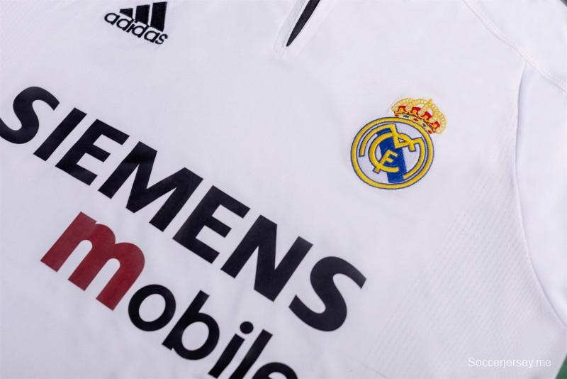 قميص ريترو 03/04 ريال مدريد القديم
