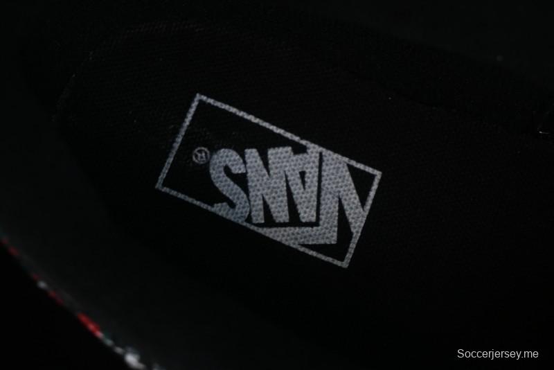 Vans Classics Knu Skool Retro Sneakers with Enlarged Toe and Thickened Trim - VN0009QC3N6