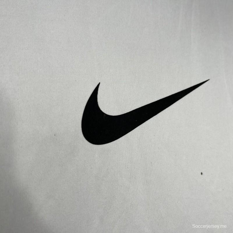 2024 تي شيرتات NIKE البيضاء
