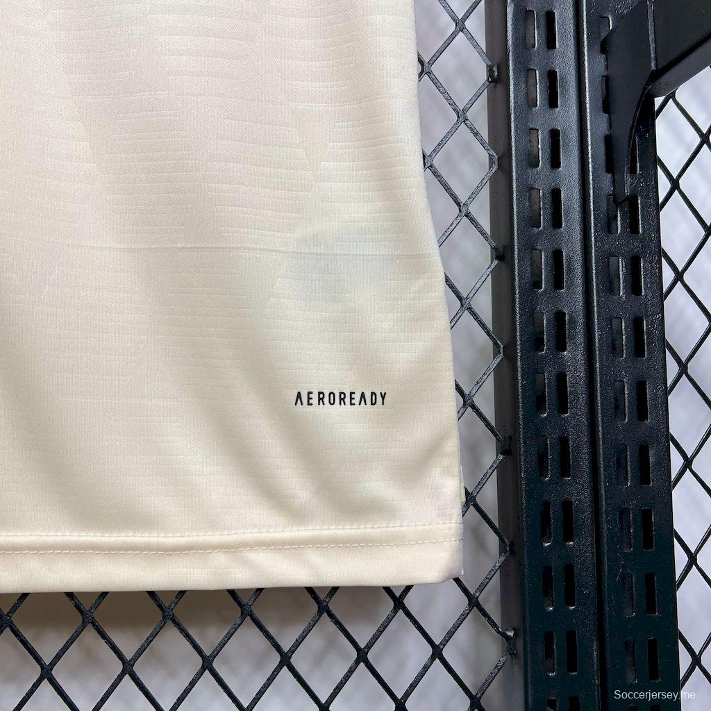 24/25 قميص بايرن ميونيخ الثالث 24/25 القميص الثالث
