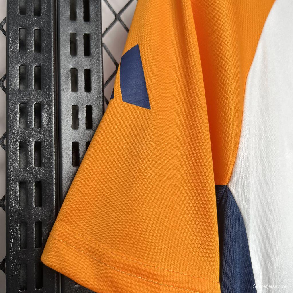 2024/25 قميص تدريب ريال مدريد قبل المباراة 2024/25
