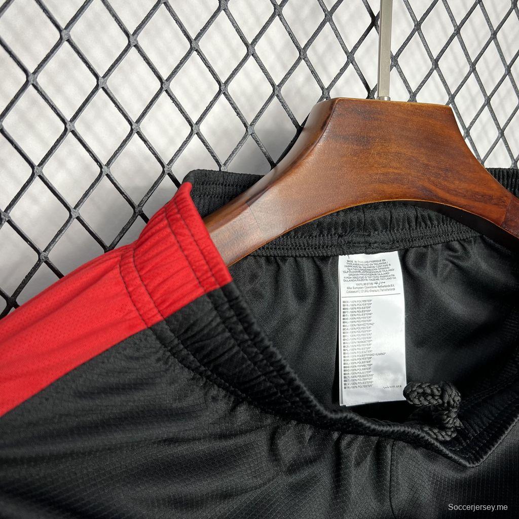 2024/25 شورت خارج ملعب برشلونة 2024/25
