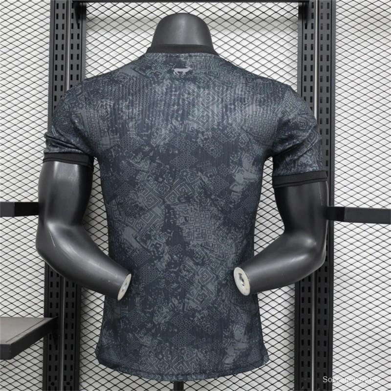 إصدار 25/26 قميص الأرجنتين الأسود الخاص باللاعبين 25/26