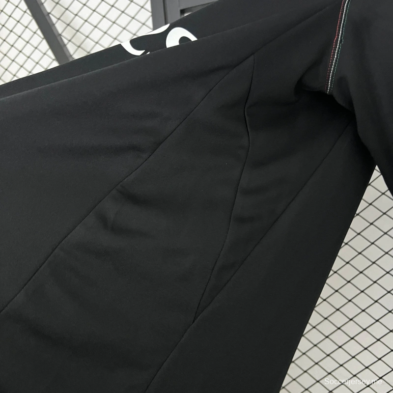 12/13 قميص نادي ميلان الإيطالي القديم 12/13 قميص ميلان الرئيسي