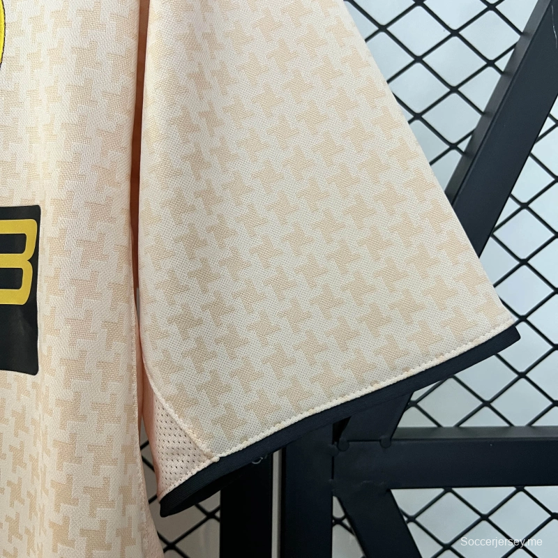 03/04 قميص يوفنتوس الرجعي ذهاباً وإياباً