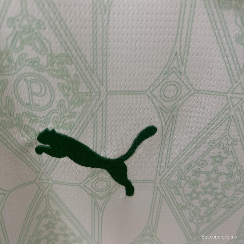 25/26 قميص بالميراس خارج الملعب