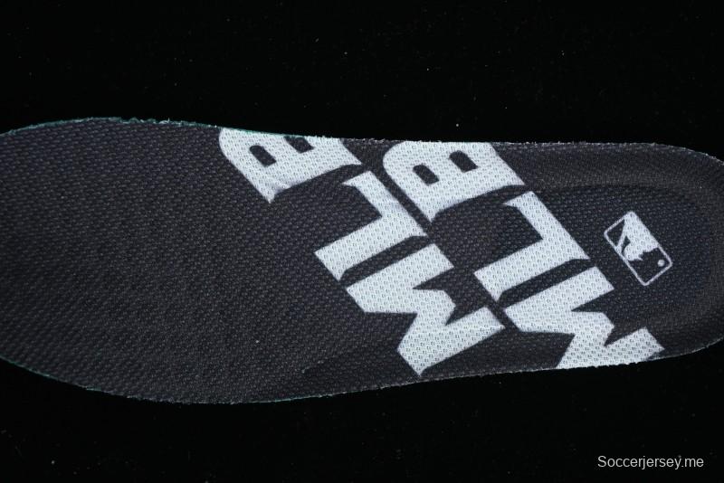 New York Yankees Chunky Runner Basic Lace-Up Lightweight Casual Sneakers - 3ASXCBS4N50WHS