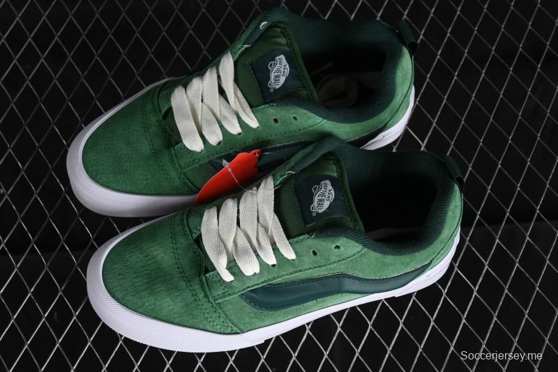 Vans Classics Knu Skool Retro Sneakers with Enlarged Toe and Thickened Tongue - VN0009QCLC2