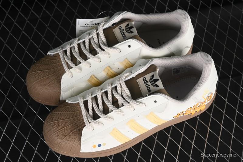 Adidas Superstar GW4440 Casual Sneakers with Shell Toe Design - GW4440
