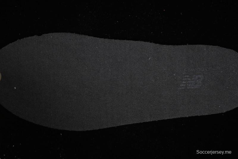 New Balance 2002R Series Hook & Loop Kids Shoes with Fleece Lining - PV2002RA