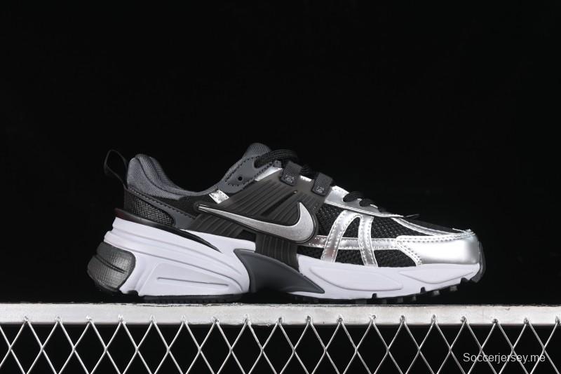 Nike V2K Runtekk 3XL Retro Low-Top Running Shoes with Shock Absorption and Anti-Slip Design - FD0736-005