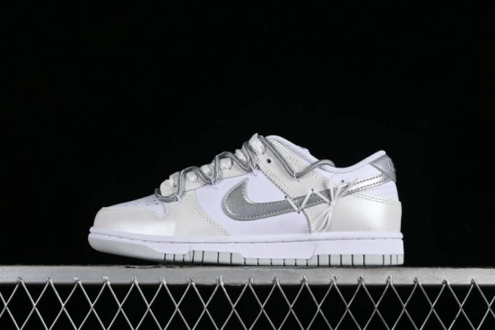 Nike Dunk Low SB Casual Sneakers with Deconstructed Laces and Ribbon Bow Design - DH9765-102