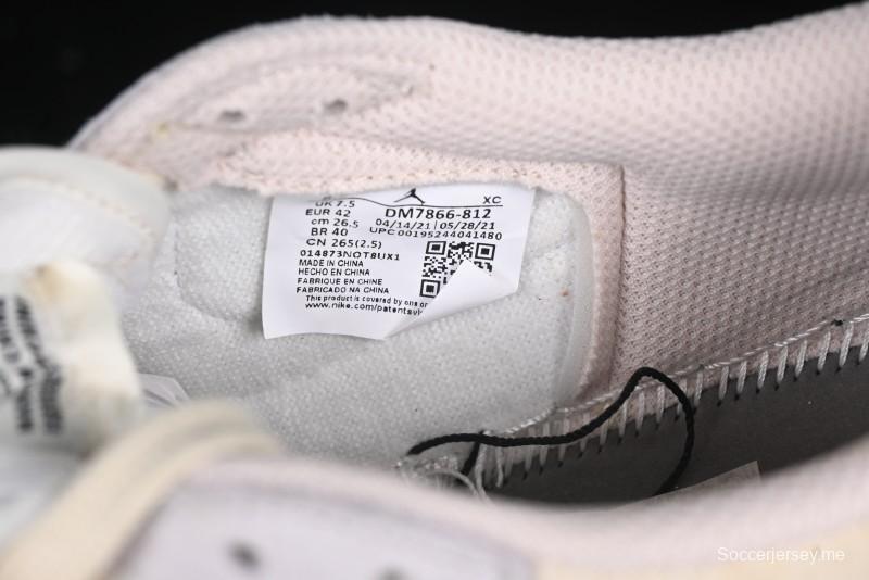 Nike Travis Scott x Air Jordan 1 Low OG AJ1 Reverse Swoosh Collaboration Sneakers - DM7866-812