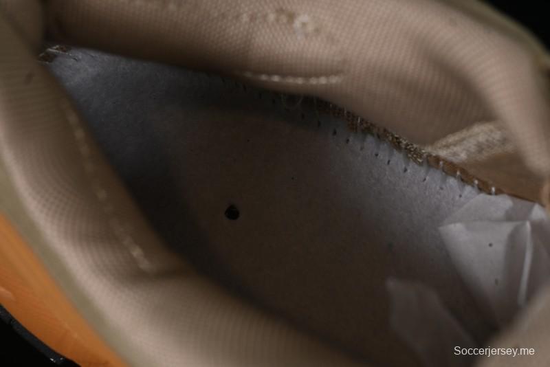 Nike Zoom Vomero 5 Retro Marathon Running Shoes with Thick Cushioned Sole and TPU Heel Support - HQ2181-200