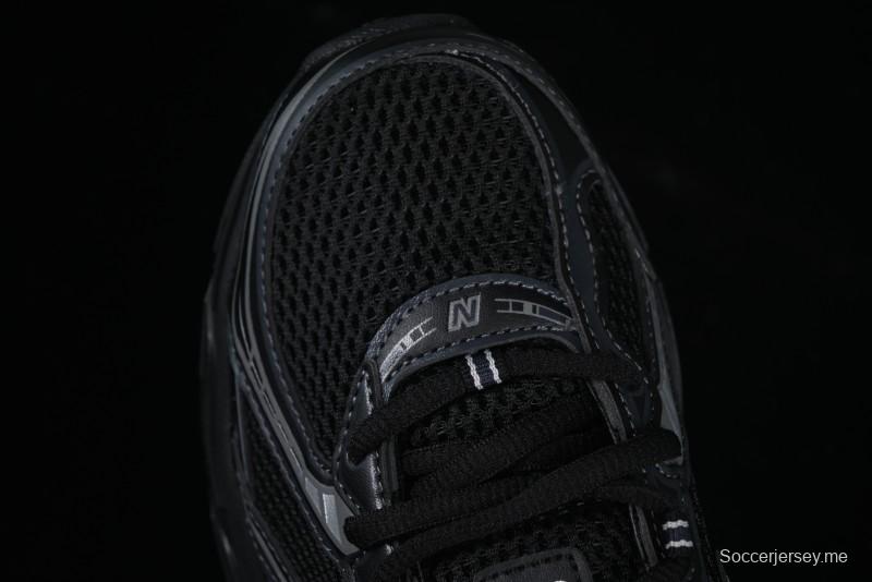 New Balance 740 Black and Silver Retro Running Sneakers for Men