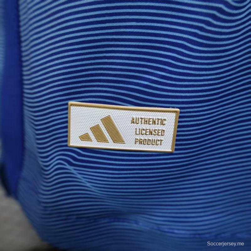 نسخة اللاعب 25/26 ميلوناريوس أزرق بتصميم شعار أندينا قميص المنزل 25/26 ميلوناريوس أزرق بتصميم شعار أندينا