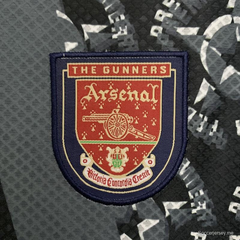 94/95 حارس مرمى أرسنال القديم