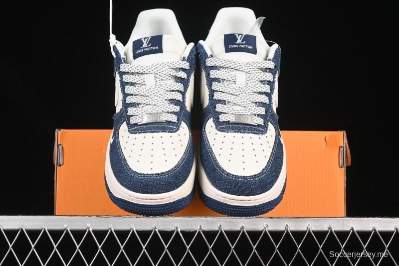 حذاء نايك اير فورس 1'07 المنخفض من نايك اير فورس 1'07 لون أزرق غامق مربعة كاجوال - XS1958-551