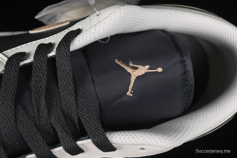 حذاء نايك اير جوردان 1 لاو AJ1 ريترو كاجوال من نايك باللون الرمادي الأبيض الأسود - IH0649-021