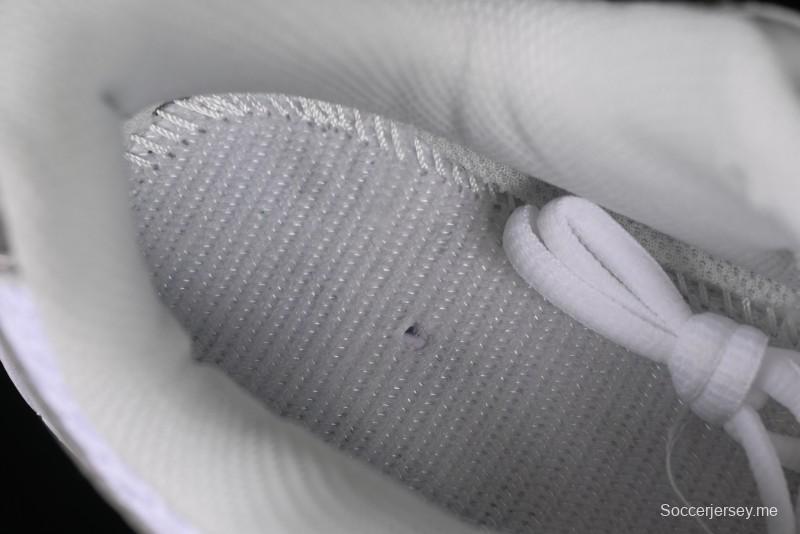 حذاء الجري الكلاسيكي الكلاسيكي من نايك V5 RNRR ميلينيوم ميلينيوم بنعل وسطي من الفوم - HJ5228-100