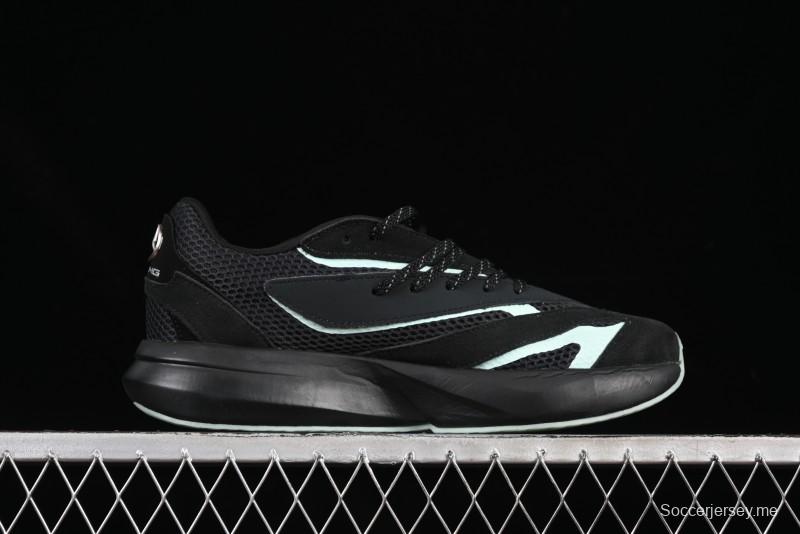 حذاء الجري لايتبليز مير JR1058 من أديداس لايتبليز مير JR1058