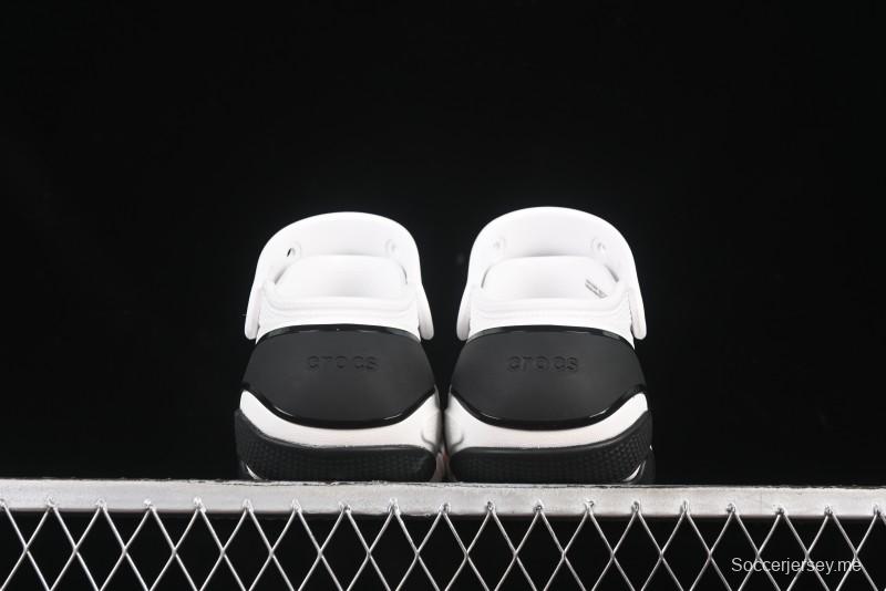 قباقيب كروكس بابل كراش العاكسة للفقاعات - B.D4