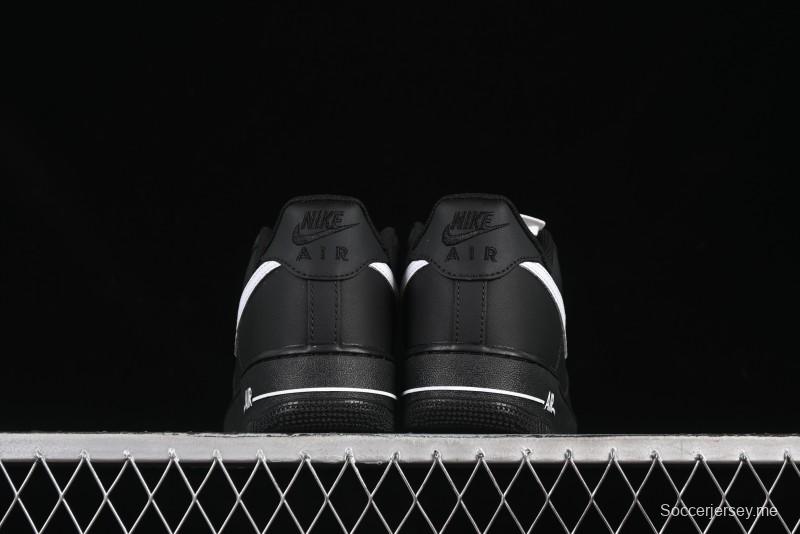 حذاء نايك اير فورس 1 '07 المنخفض الكاجوال من نايك باللونين الأسود والأبيض مع تفاصيل حبل القنب - ZH0316-073