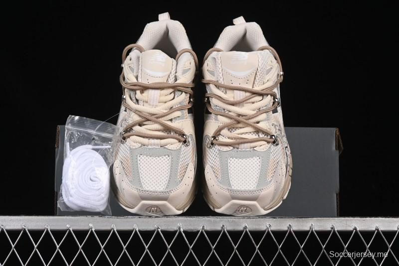 حذاء جري كاجوال ريترو كاجوال من سلسلة نيو بالانس 530 - MR530AA1