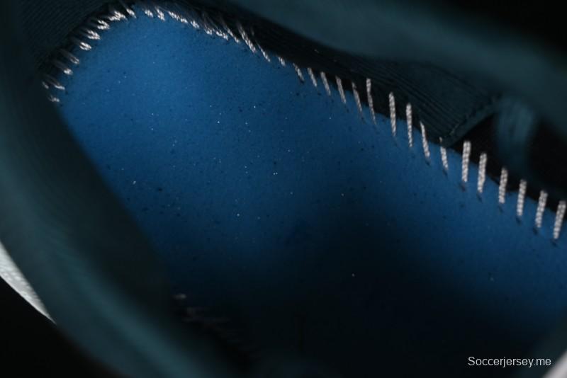 حذاء جل-ترابوكو 13 ريترو من اسيكس للرجال - 1012B768-001