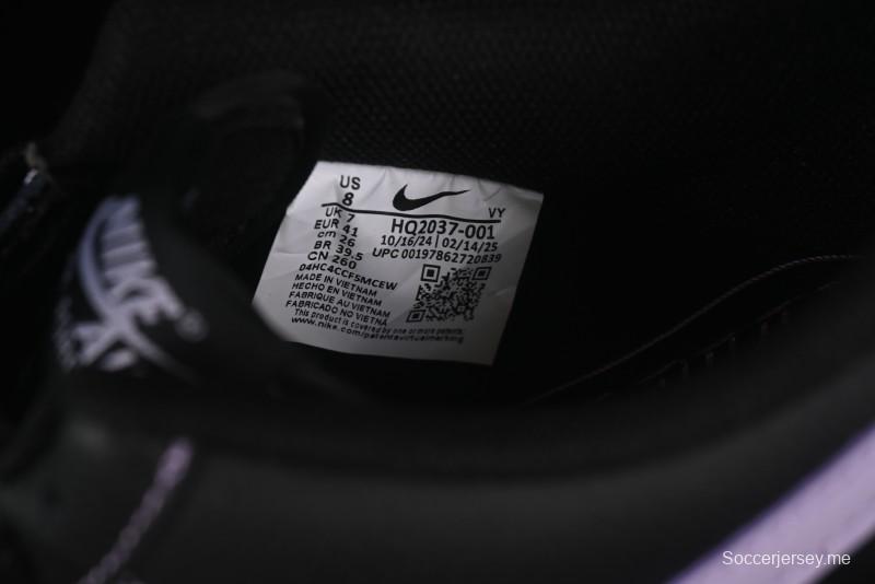 حذاء نايك اير فورس 1'07 المنخفض الكاجوال من نايك باللون الأسود مع سووش أرجواني - HQ2037-001