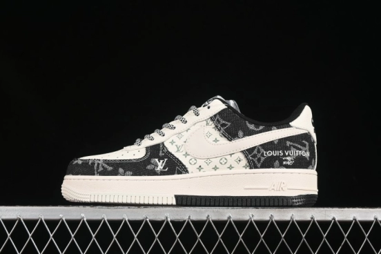 حذاء نايك اير فورس 1 '07 منخفض LV Collaboration LV Collaboration بطباعة مزدوجة من الدنيم الكاجوال - YX5066-317