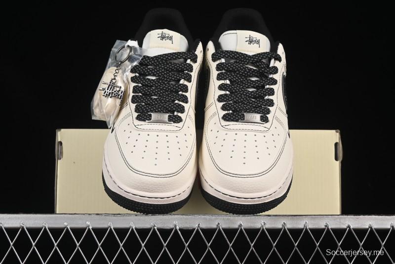 حذاء نايك اير فورس 1'07 منخفض من نايك ستاسي كولابوريشن ستاسي سنيكرز سوداء سووش كاجوال - HH7518-059