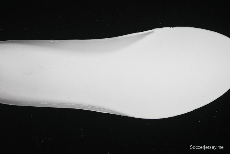 فيلا فيوجن فيرن 2.0 حذاء رياضي فيوجن فيرن 2.0 ريترو بنعل 3 سم بارتفاع 3 سم - F12M511101FMC