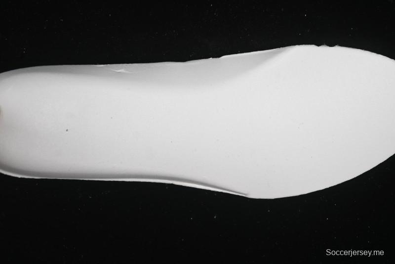 فيلا فيوجن فيرن 2.0 حذاء رياضي فيوجن فيرن 2.0 ريترو مكتنزة مع زيادة ارتفاع 3 سم - F12W511101101FCF