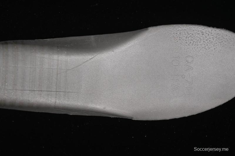 حذاء نايك اير فورس 1 '07 منخفض سوبريم سوبريم بالتعاون مع نايك باللون الرمادي والأزرق الكاجوال - HH7518-054