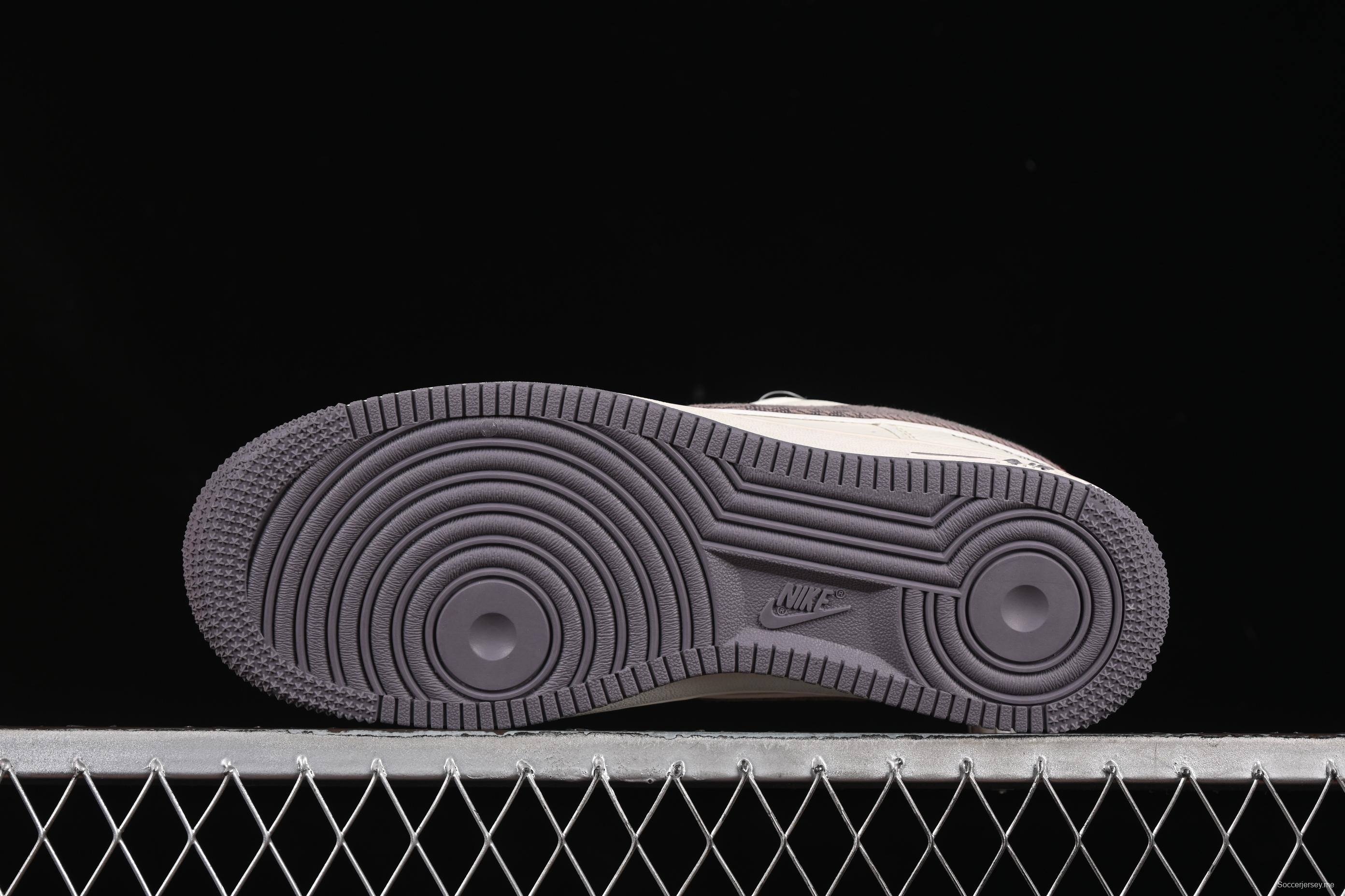 حذاء نايك اير فورس 1'07 المنخفض من نايك اير فورس 1'07 لون رمادي دنيم سووش سنيكرز كاجوال - XX3168-136