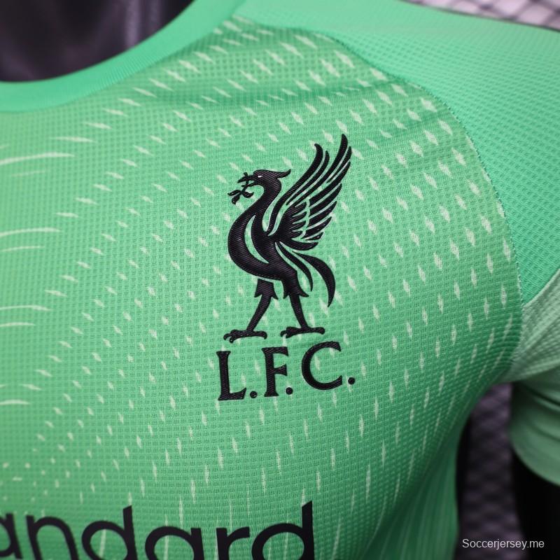 إصدار اللاعب 25/26 قميص حارس مرمى ليفربول الأخضر 25/26