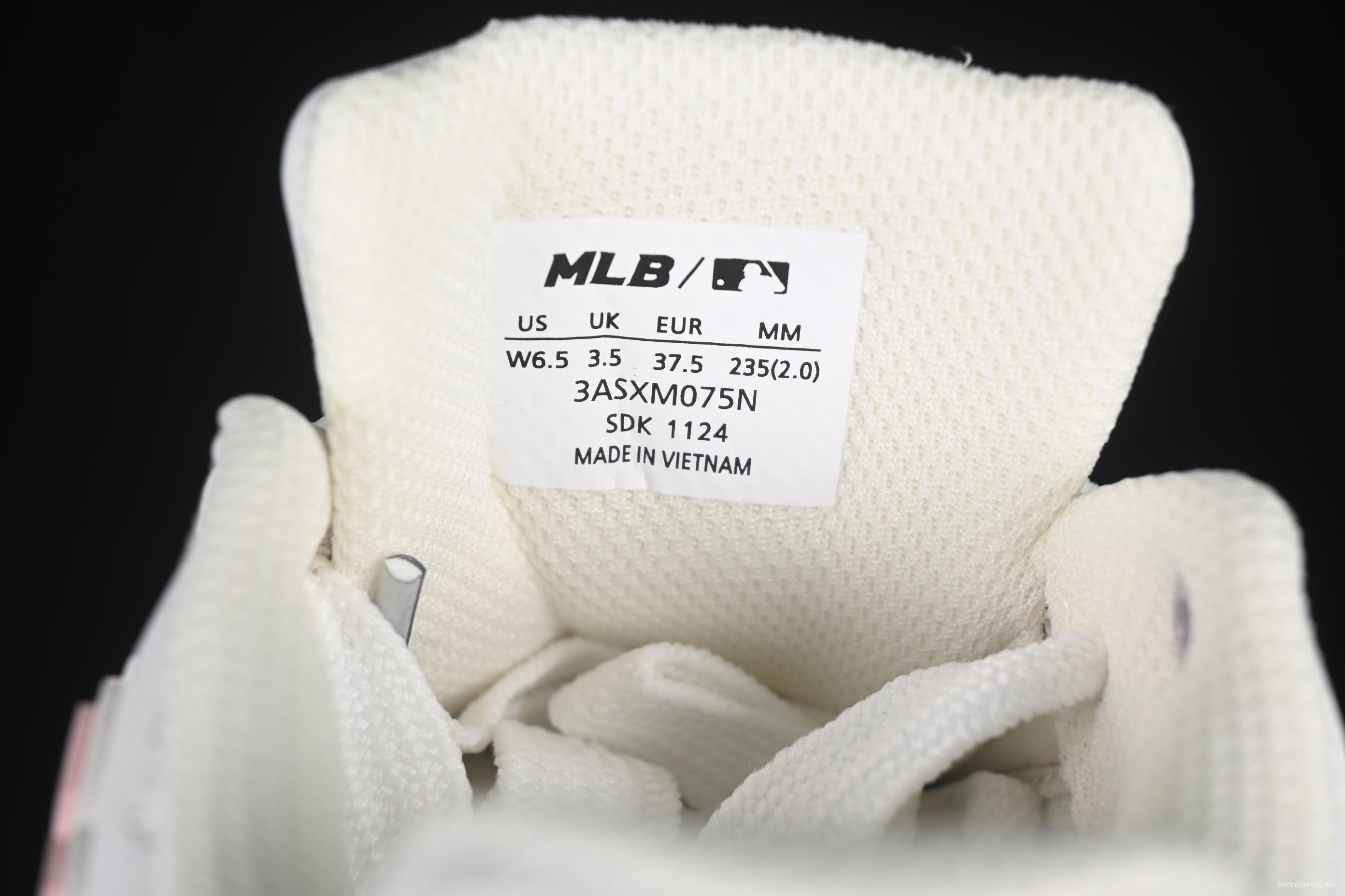 New York Yankees MLB Chunky Liner Embo Monogram Thick Sole Casual Running Shoes - 3ASXM075N50PKS