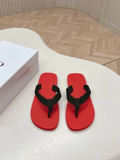 2025 The Row Red Black Rubber Slippers